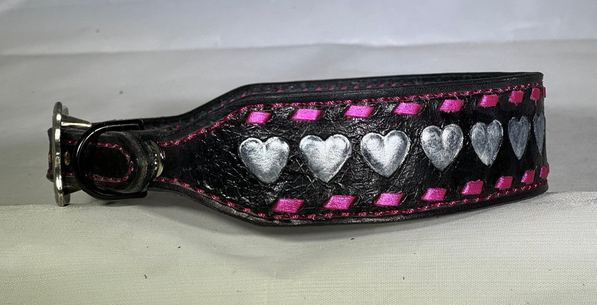 Hearts Galore Dog Collar! - Gypsy Jewels By TimberHearts Galore Dog Collar! - Gypsy Jewels By TimberHearts Galore!Gypsy Jewels By TimberGypsy Jewels By TimberDog CollarGypsy Jewels By TimberGypsy Jewels By TimberDog Collar