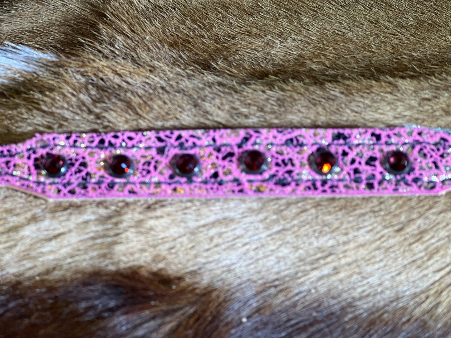 ROCKIN PINK LEOPARD DOG COLLAR - Gypsy Jewels By TimberROCKIN PINK LEOPARD DOG COLLAR - Gypsy Jewels By TimberRockin Pink Leopard Dog Collar – Trendy Design with Bold Leopard Print for Stylish PetsGypsy Jewels By TimberGypsy Jewels By TimberDog CollarGypsy Jewels By TimberGypsy Jewels By TimberDog Collar